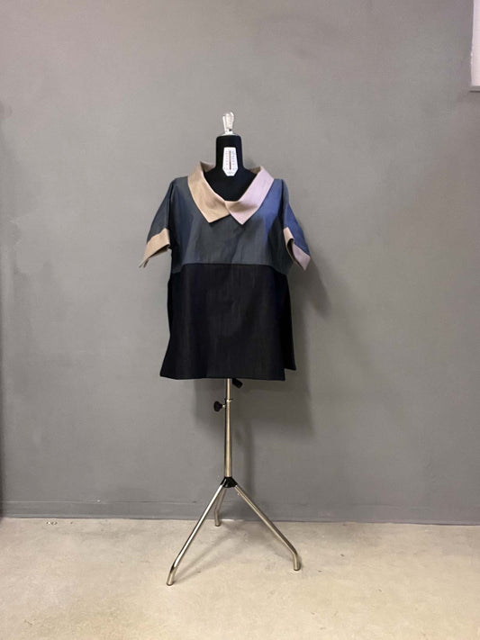 maglia chiara, cubotto, fronte, jeans, 3 colori