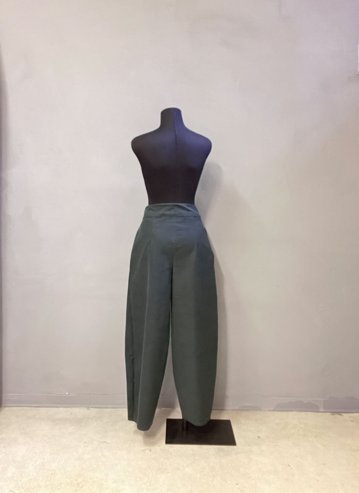 Pantalone Brenda, grigio scuro retro